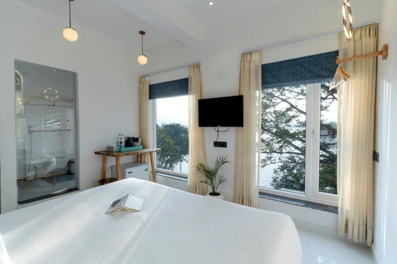 Moustache Udaipur Luxuria Hotel ภายนอก รูปภาพ
