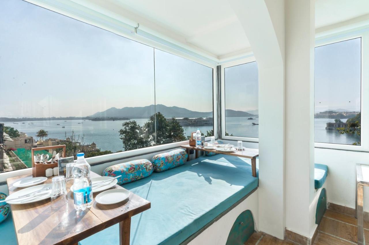 Moustache Udaipur Luxuria Hotel ภายนอก รูปภาพ