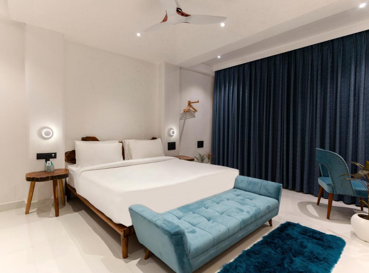Moustache Udaipur Luxuria Hotel ภายนอก รูปภาพ