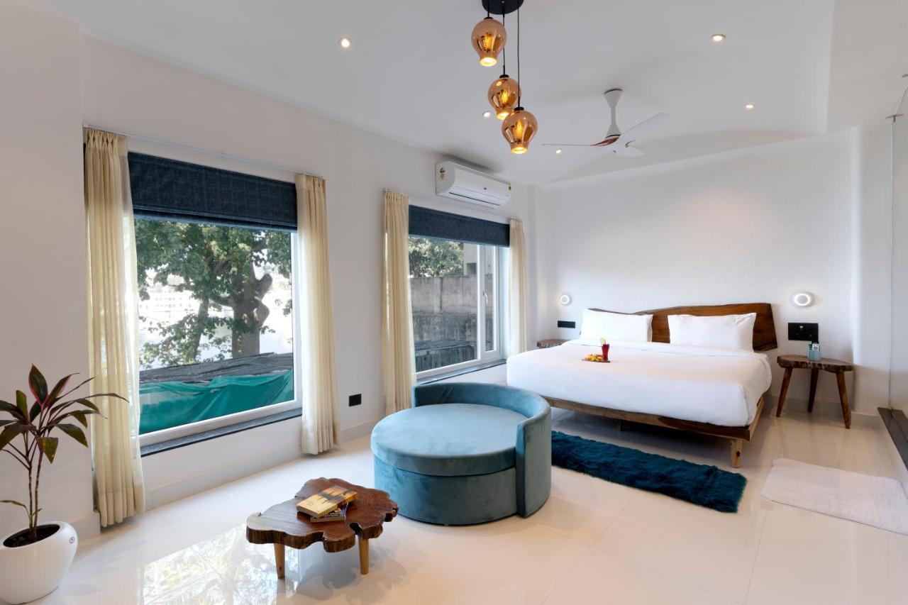 Moustache Udaipur Luxuria Hotel ภายนอก รูปภาพ